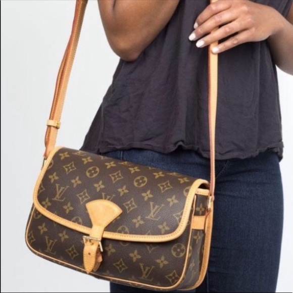 Louis Vuitton Handbags - 🌺 Sologne 🌺 Crossbody by Louis Vuitton